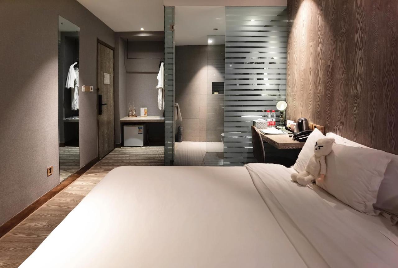 C3 Hotels Yangzhou Exteriör bild